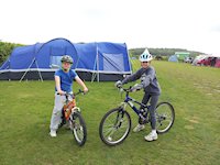 Deepdale Bike Hire Fleet - Children’s Bikes - Mountain bikes with full suspension suitable for children up to 12 years old, with 18 gears. Deepdale Bike Hire Fleet - Children’s Bikes - Mountain bikes with full suspension suitable for children up to 12 years old, with 18 gears.